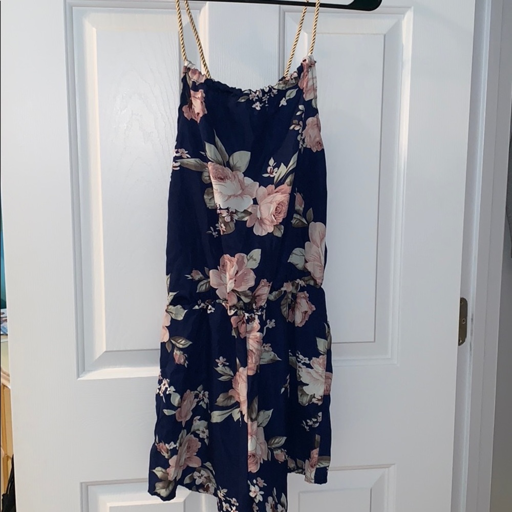 ROMWE Floral Romper